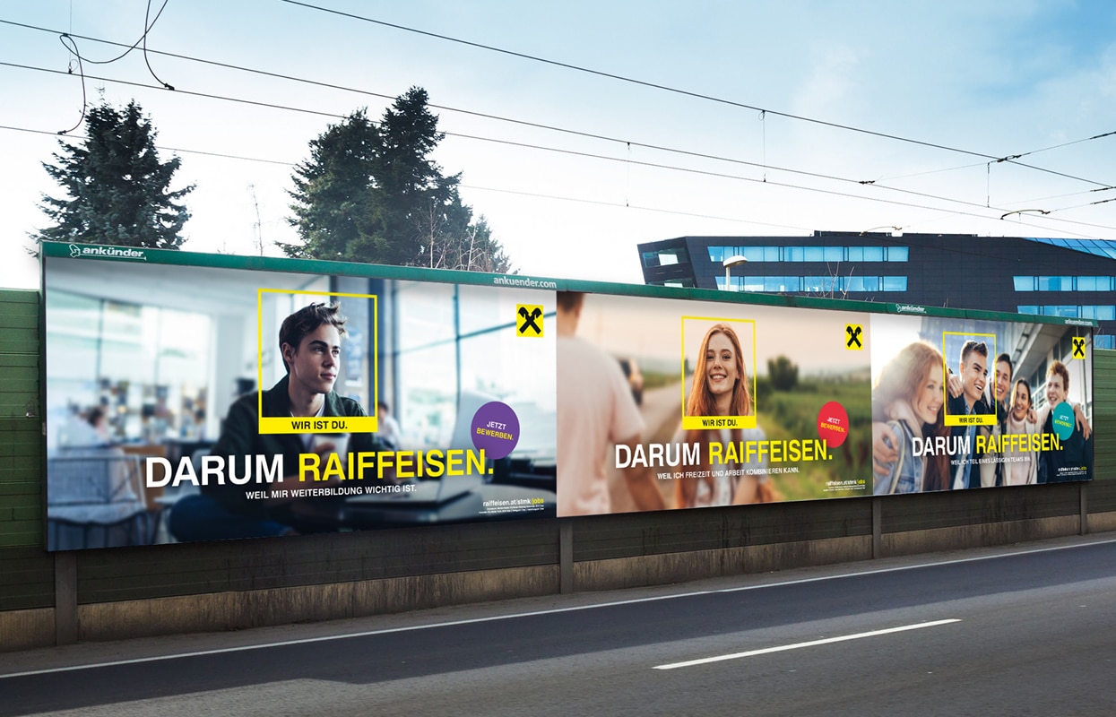 Auf dem Foto sind drei Plakate der Raiffeisen Employer Branding Kampagne zu sehen.